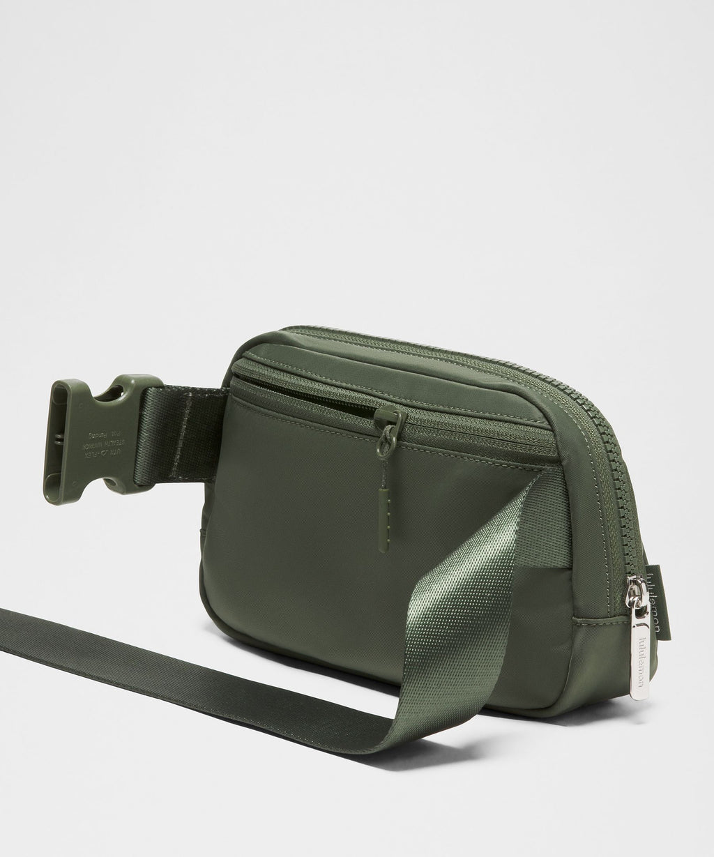 Everywhere Belt Bag 1L