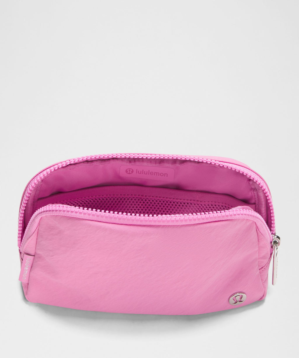 Everywhere Belt Bag 1L