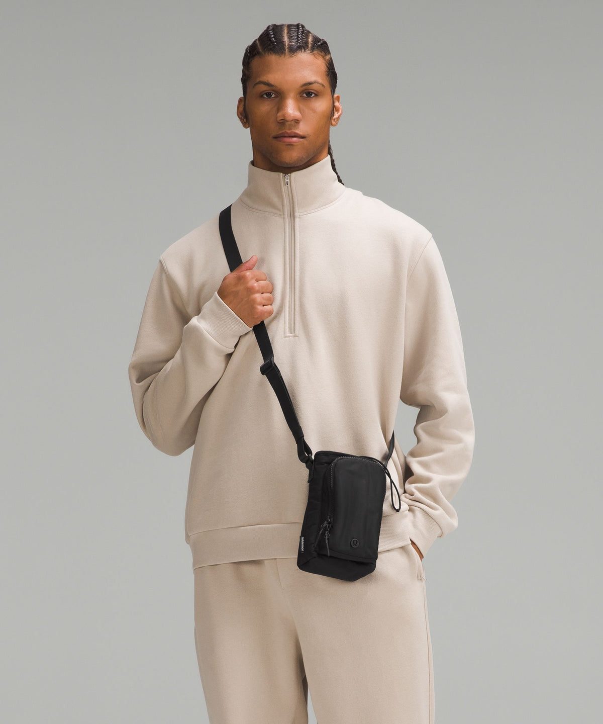Water Bottle Crossbody with Front Pocket 2L