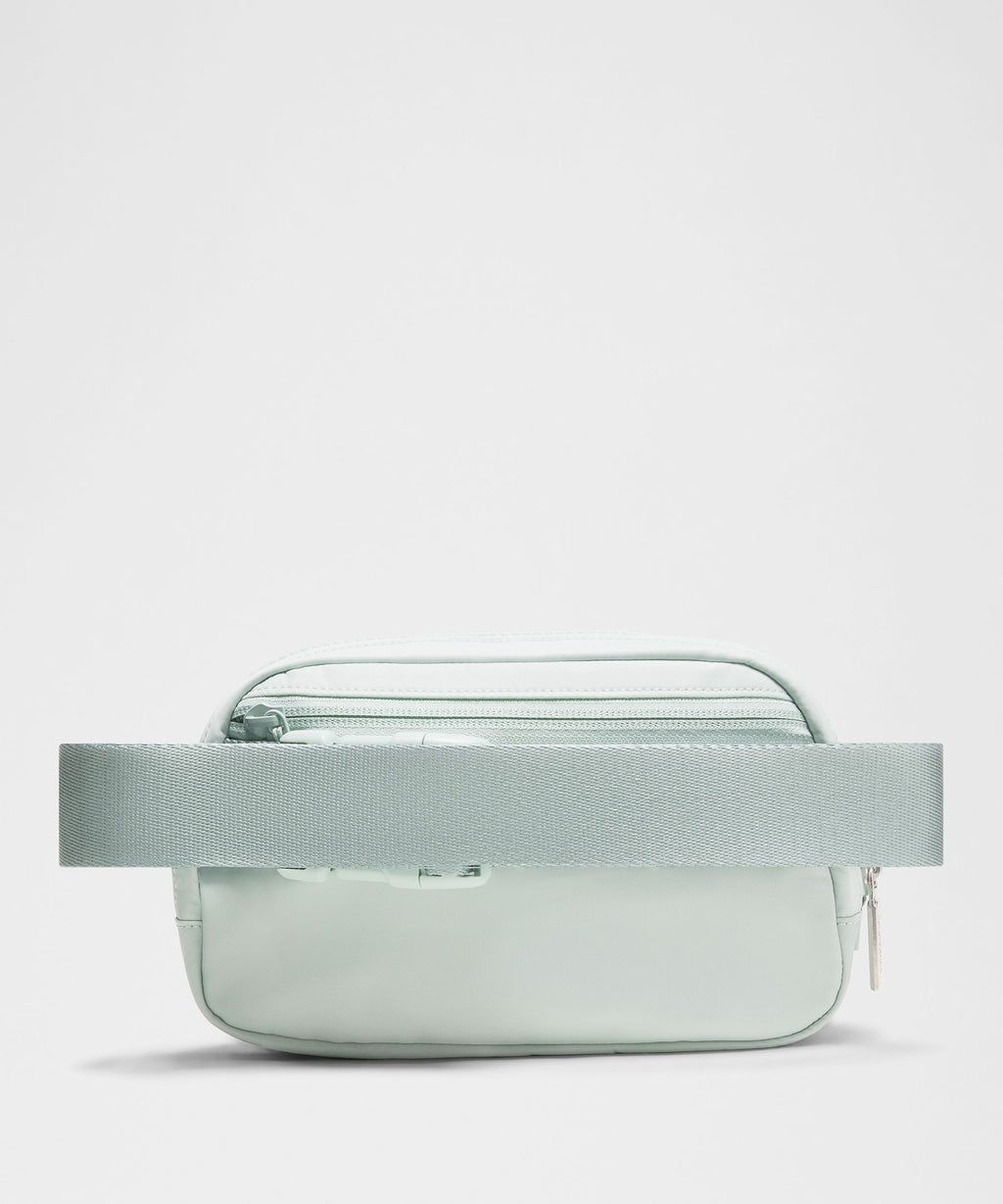 Everywhere Belt Bag with Long Strap 1L