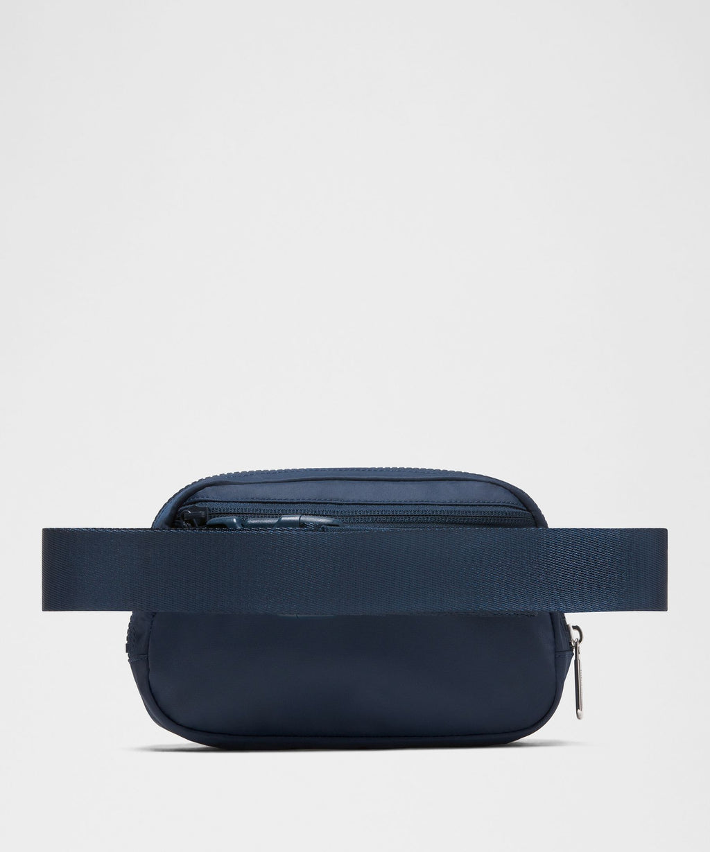 Everywhere Belt Bag with Long Strap 1L