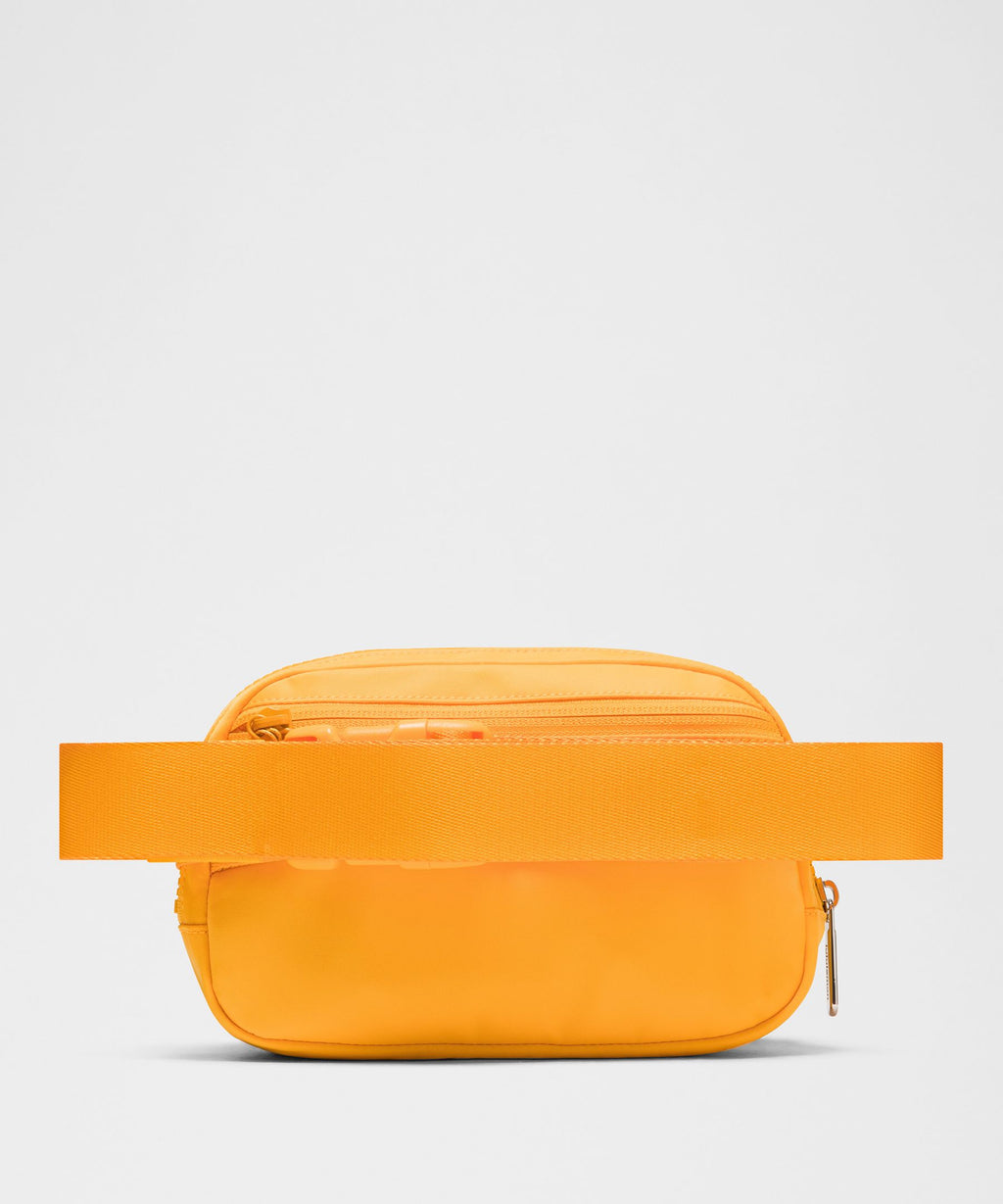 Everywhere Belt Bag with Long Strap 1L