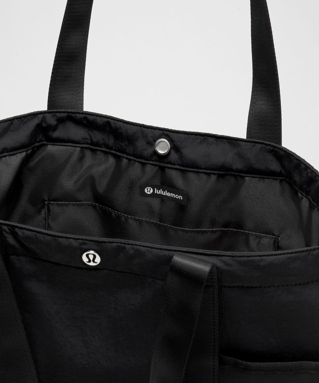 Daily Multi-Pocket Tote Bag 20L