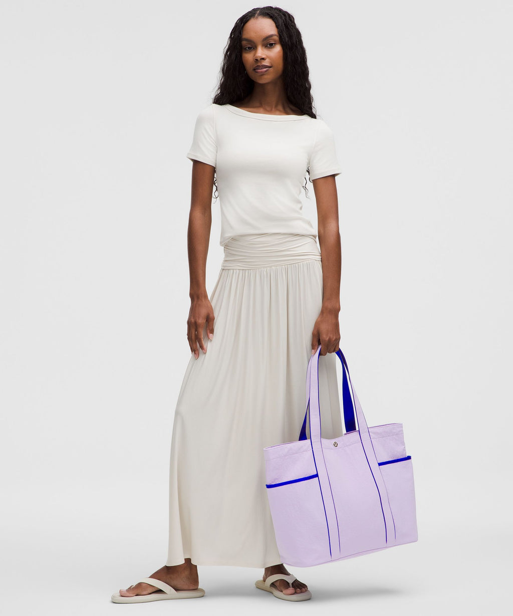 Daily Multi-Pocket Tote Bag 20L