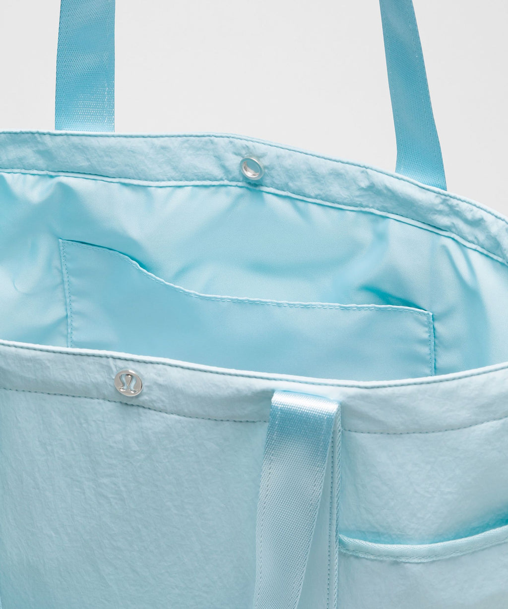 Daily Multi-Pocket Tote Bag 20L