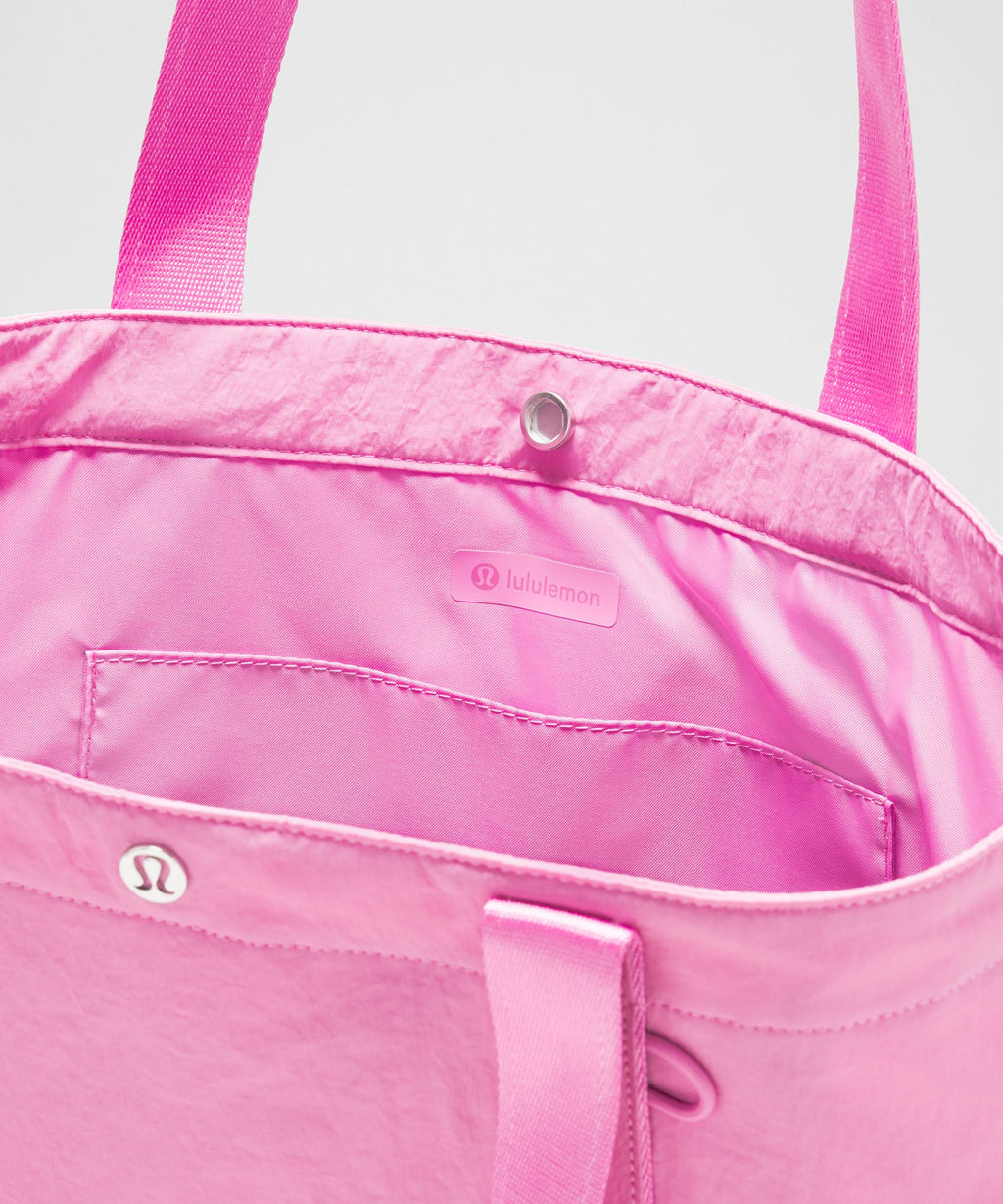Daily Multi-Pocket Tote Bag 20L