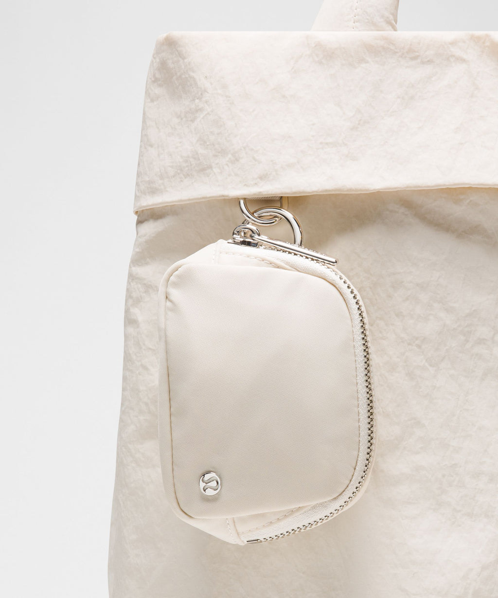 Everywhere Belt Bag Nano