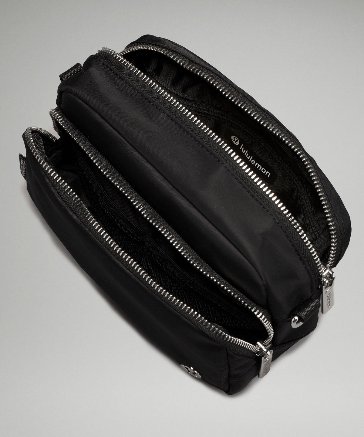 Everywhere Crossbody Bag 2LMetal Hardware