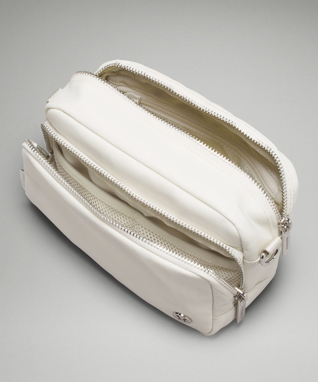 Everywhere Crossbody Bag 2LMetal Hardware