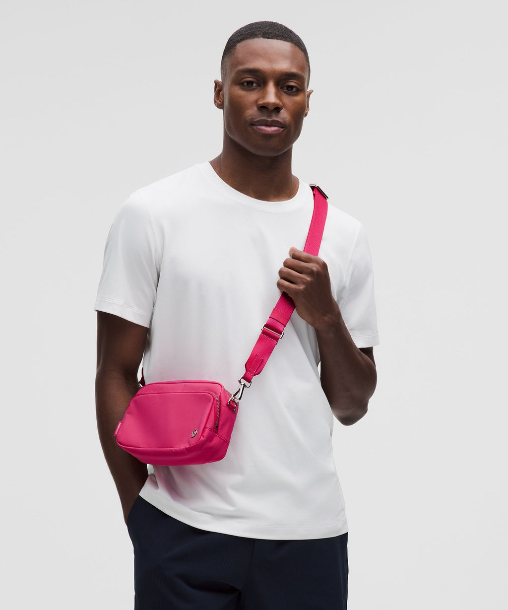 Everywhere Crossbody Bag 2LMetal Hardware