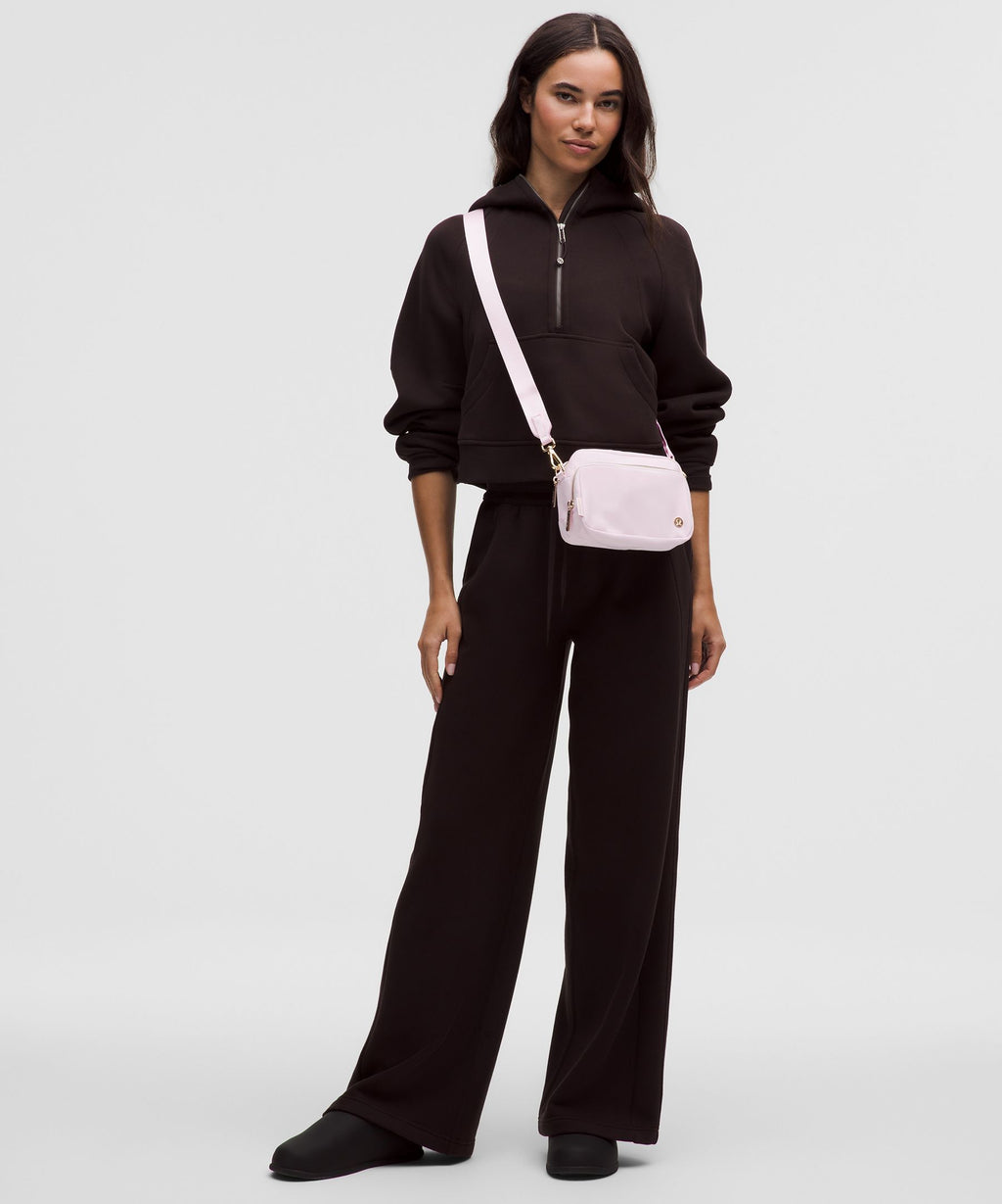 Everywhere Crossbody Bag 2LMetal Hardware