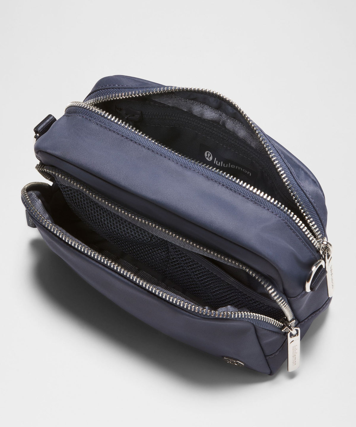 Everywhere Crossbody Bag 2LMetal Hardware