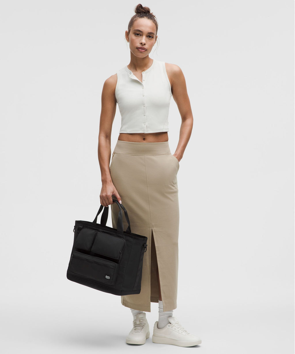Multi-Pocket Tote Bag 19.5L