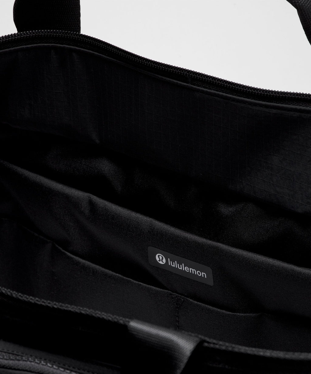 Multi-Pocket Tote Bag 19.5L