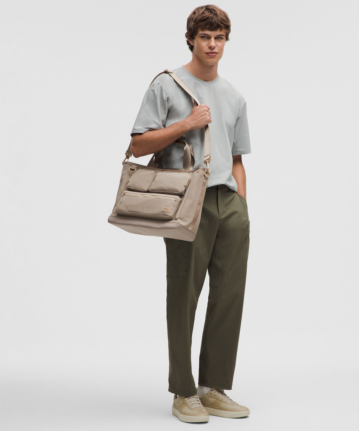 Multi-Pocket Tote Bag 19.5L