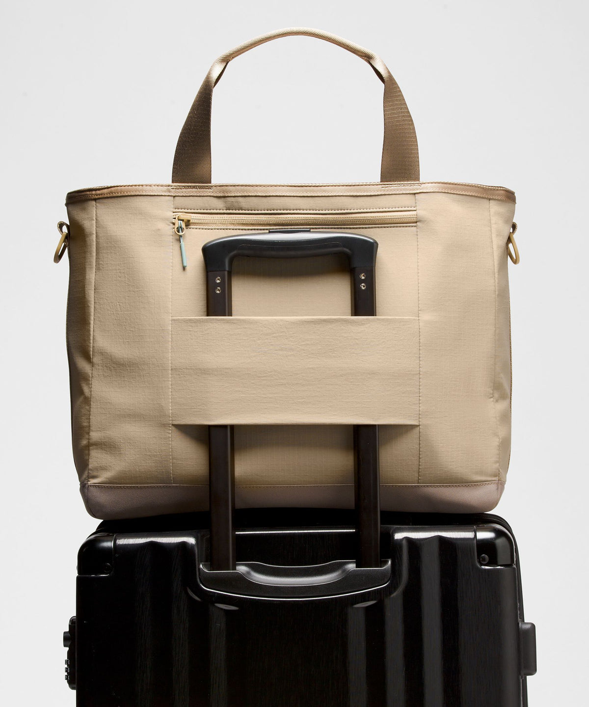 Multi-Pocket Tote Bag 19.5L