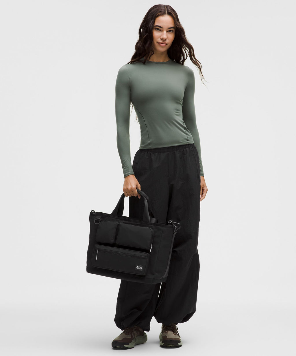 Multi-Pocket Tote Bag 19.5L