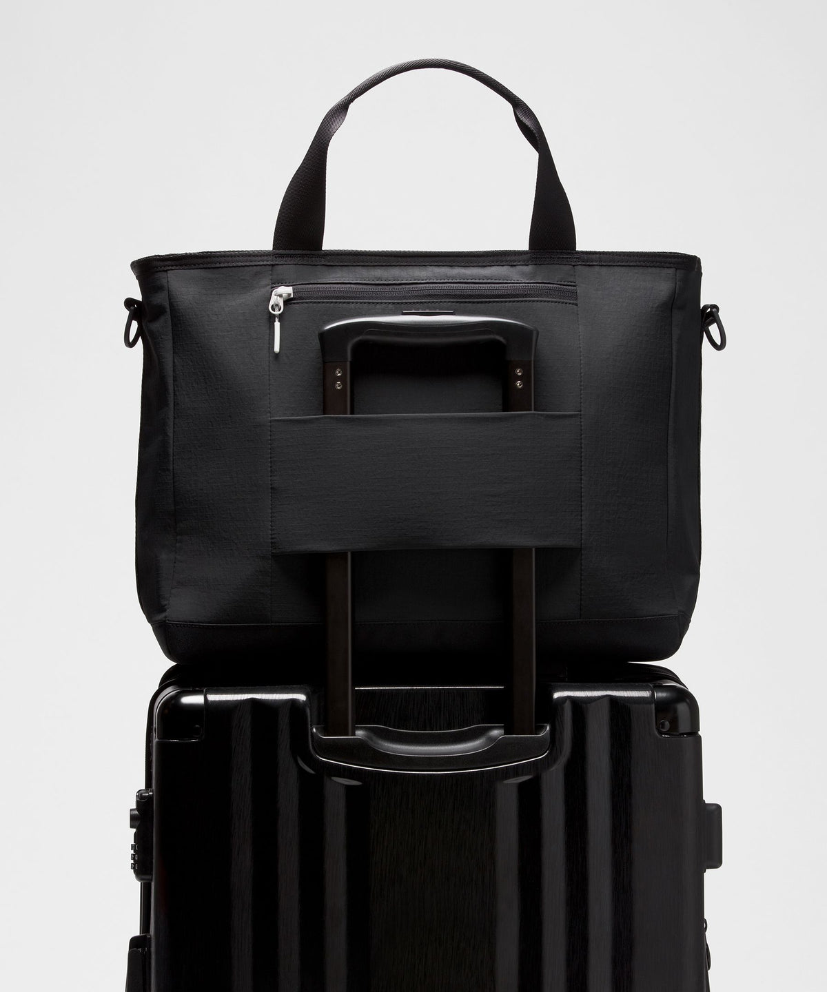 Multi-Pocket Tote Bag 19.5L