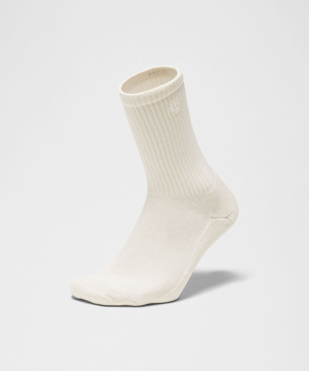 Unisex Daily Essential Crew Socks3 Pack