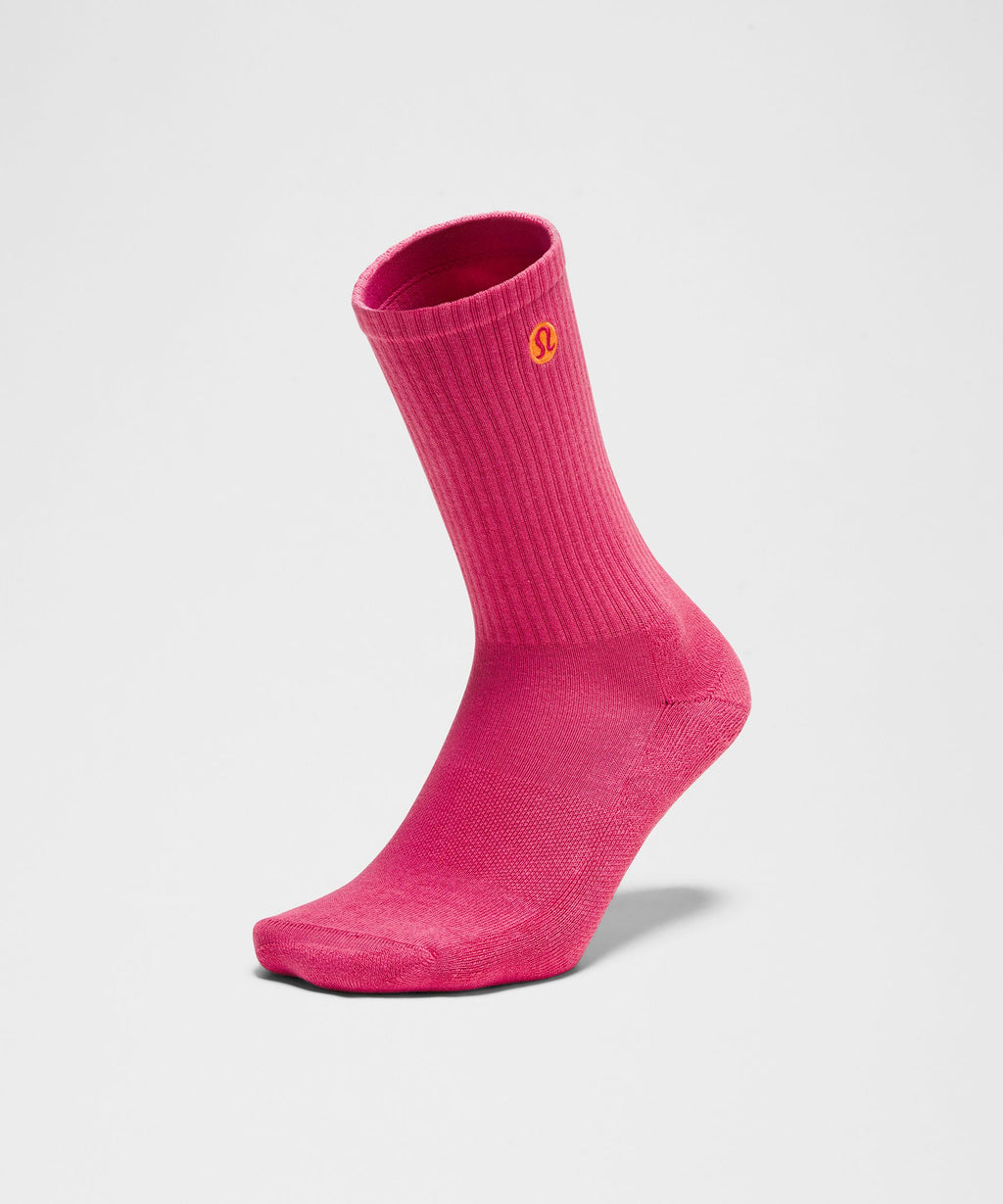 Unisex Daily Essential Crew Socks