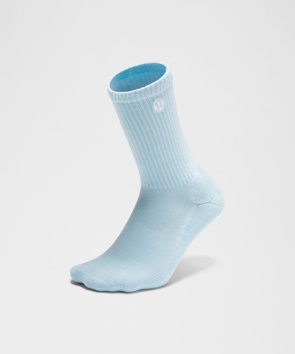Unisex Daily Essential Crew Socks