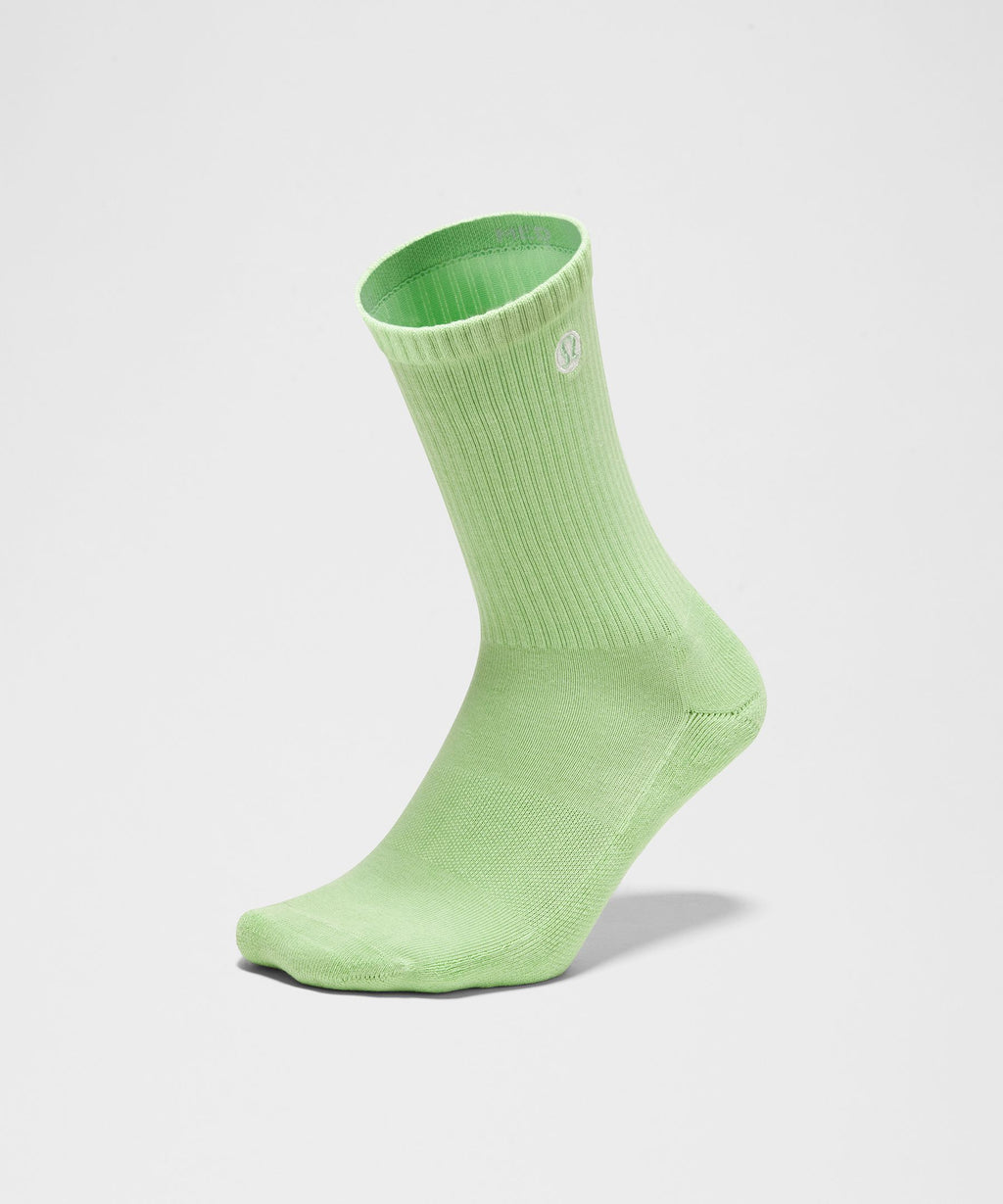 Unisex Daily Essential Crew Socks