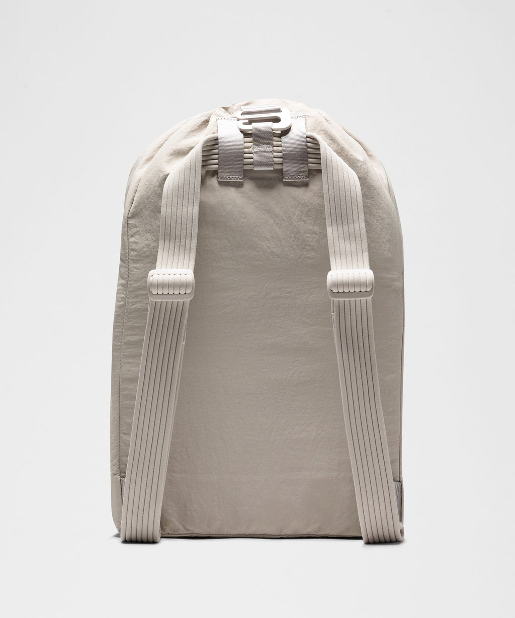 2-in-1 Convertible Backpack 21L