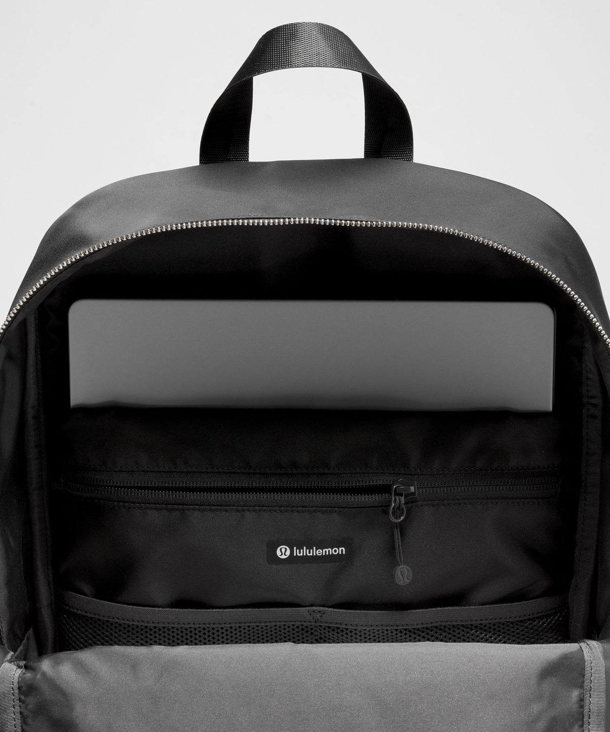 Everywhere Backpack 22LMetal Hardware
