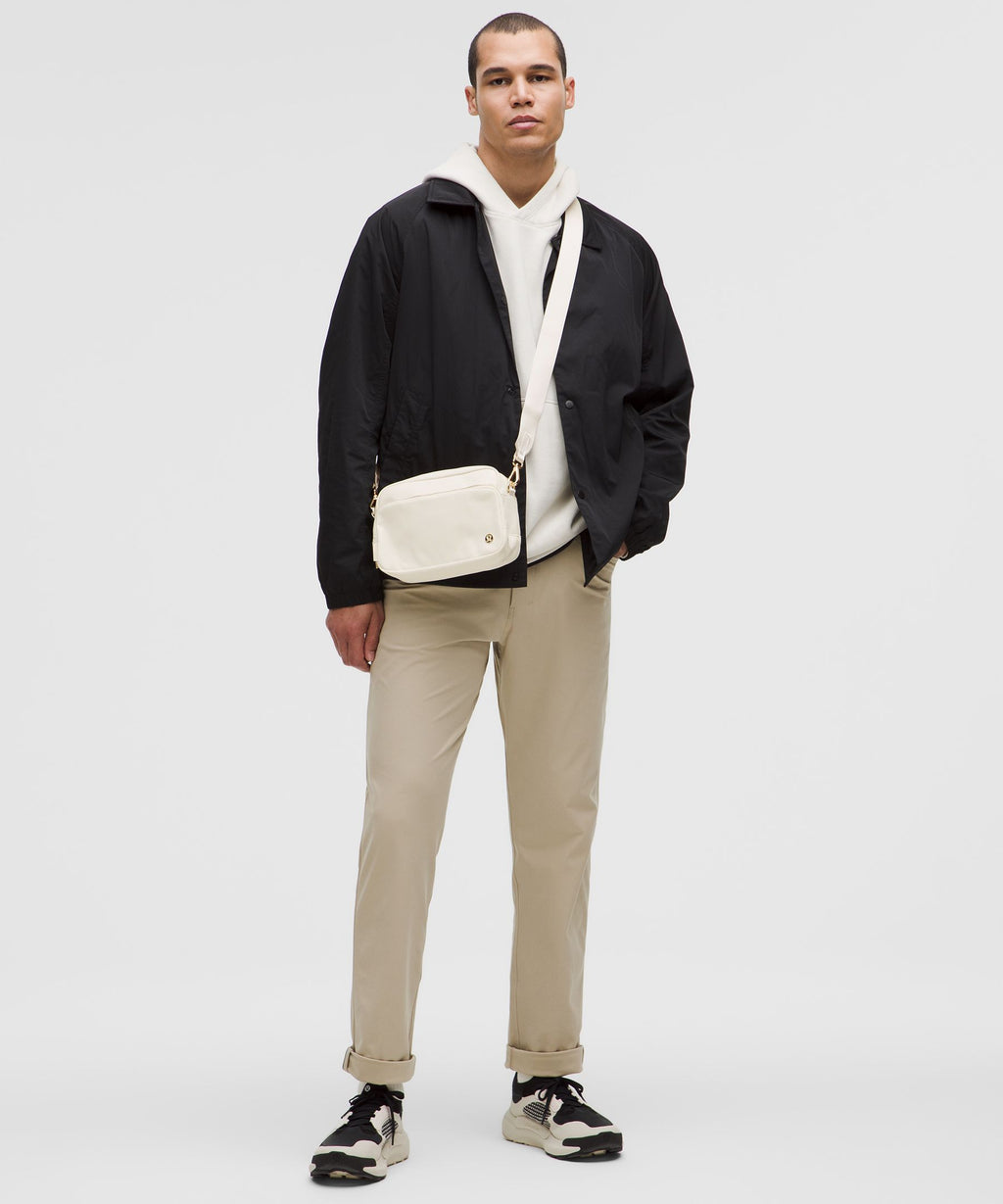 Everywhere Crossbody 3L LargeMetal Hardware