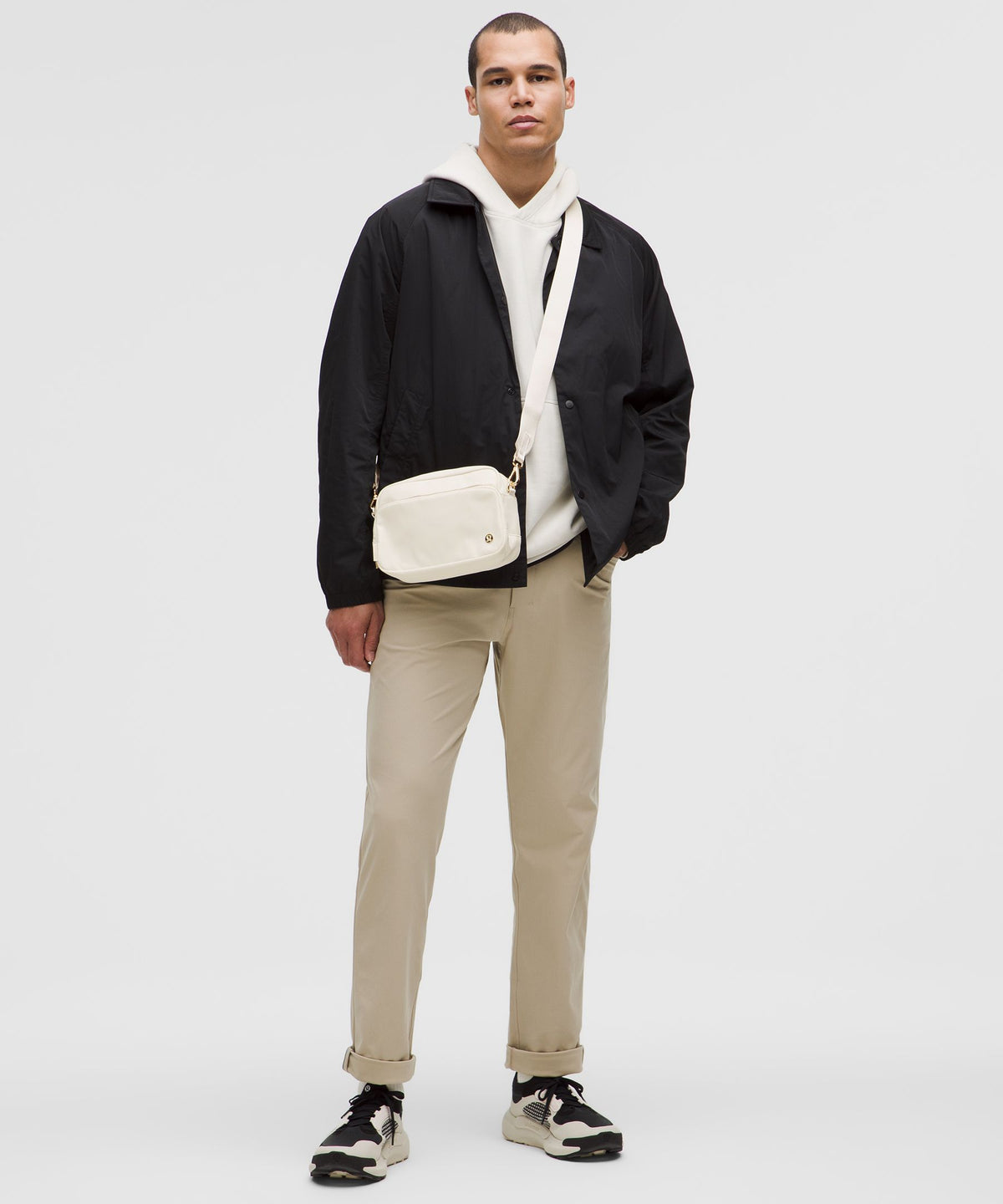 Everywhere Crossbody 3L LargeMetal Hardware
