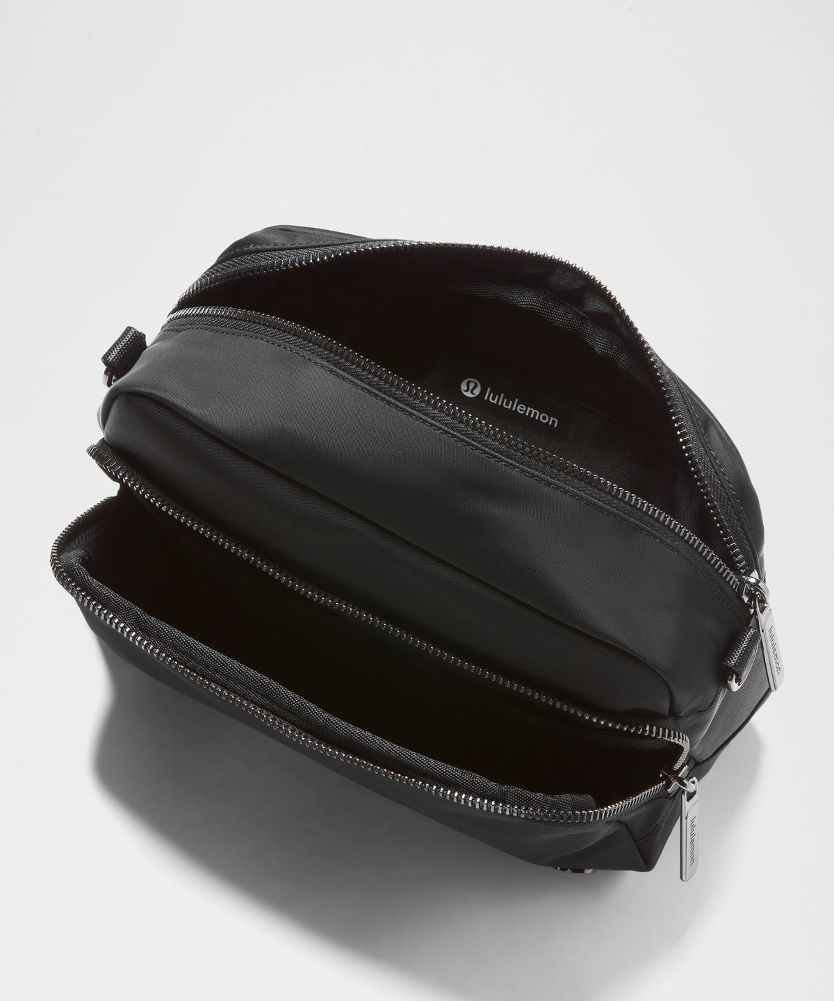 Everywhere Crossbody 3L LargeMetal Hardware