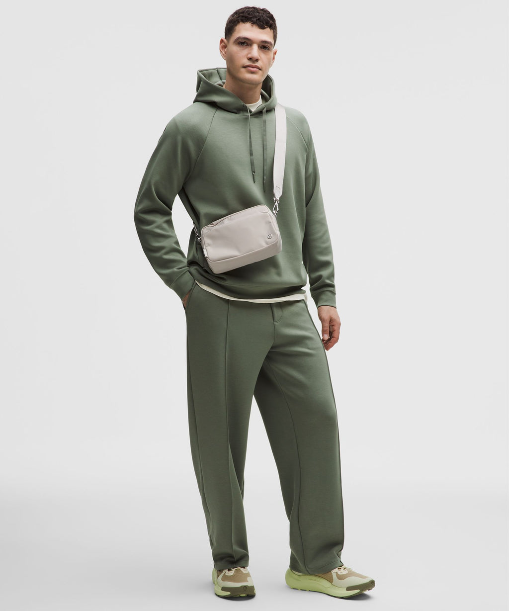 Everywhere Crossbody 3L LargeMetal Hardware