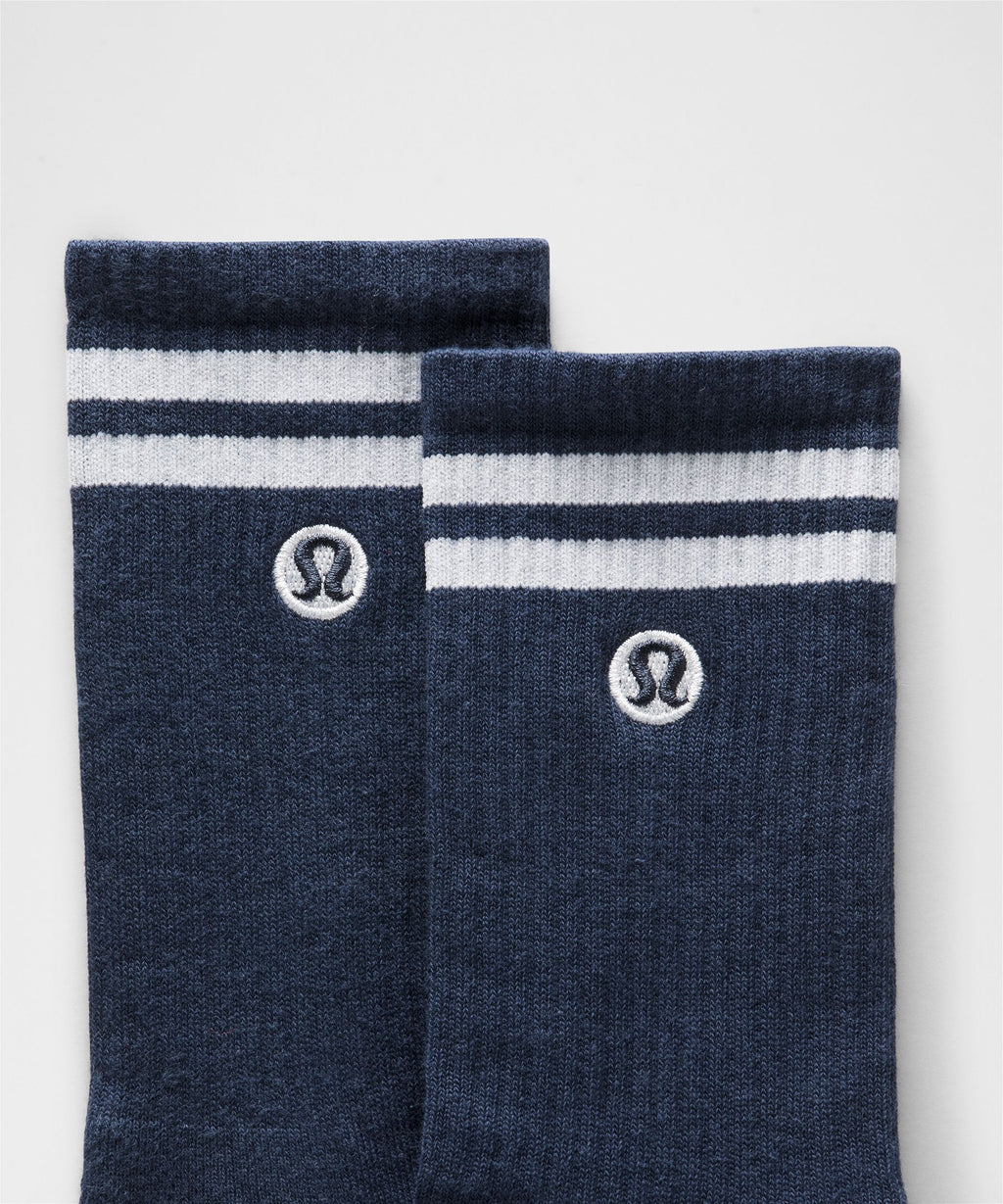 Unisex Daily Essential Crew SocksStripe