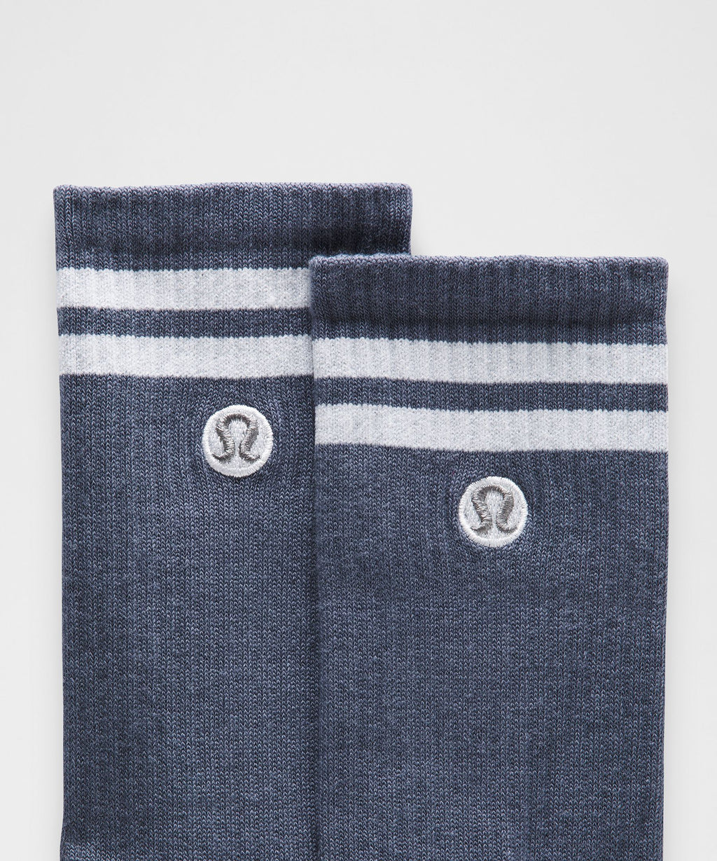 Unisex Daily Essential Crew SocksStripe