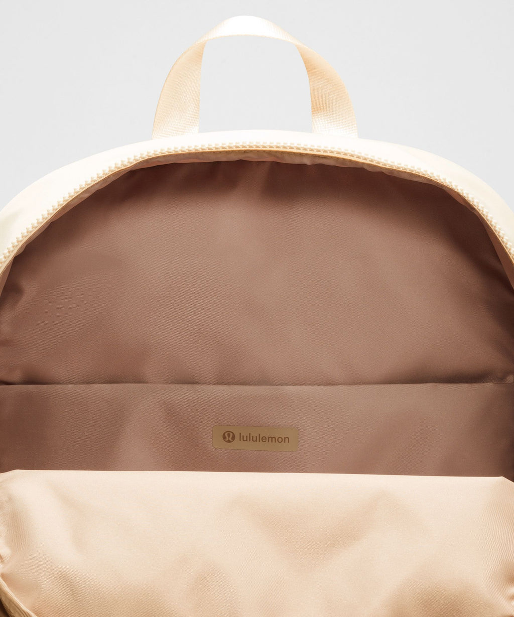 Everywhere Backpack 22L