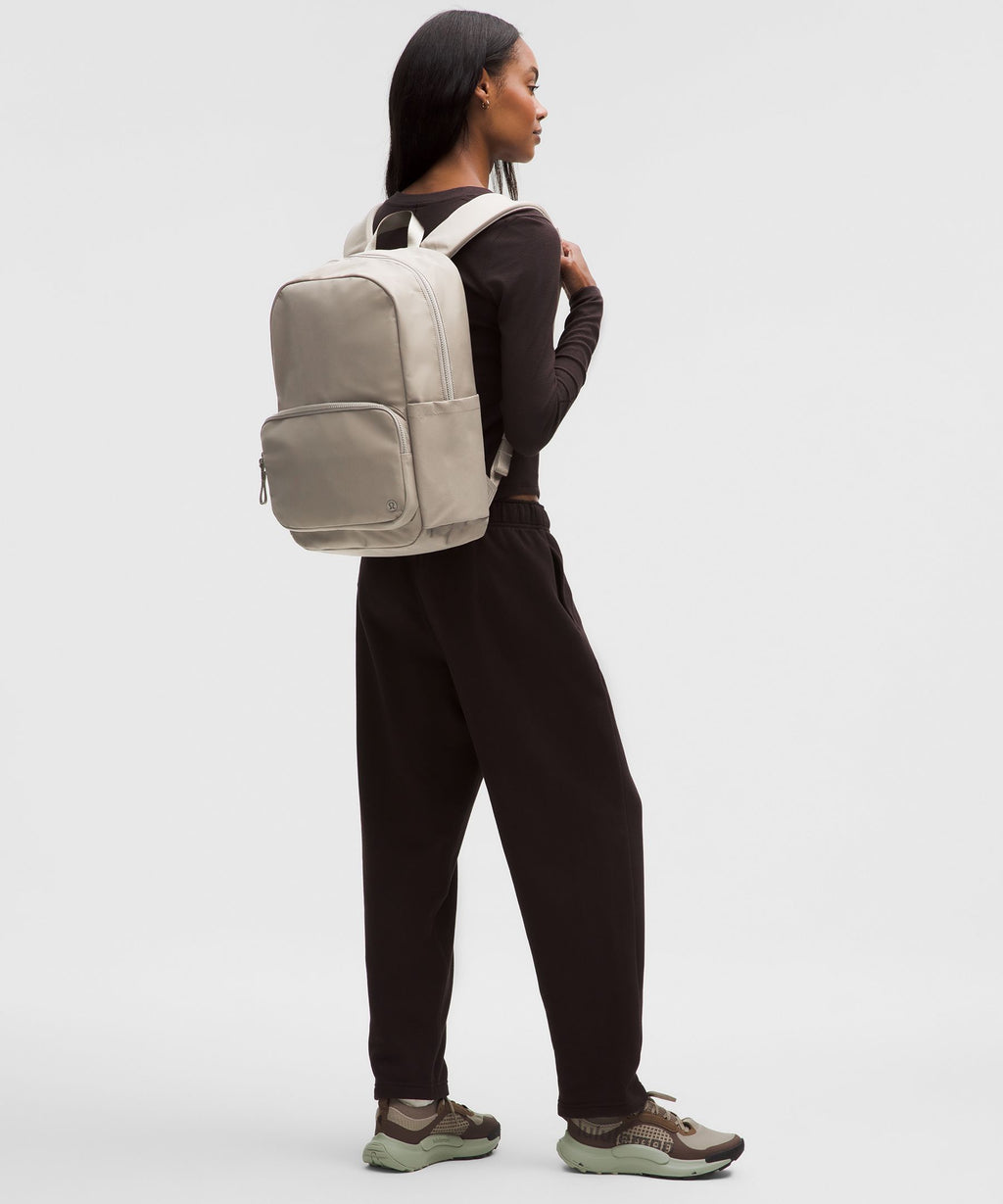 Everywhere Backpack 22L