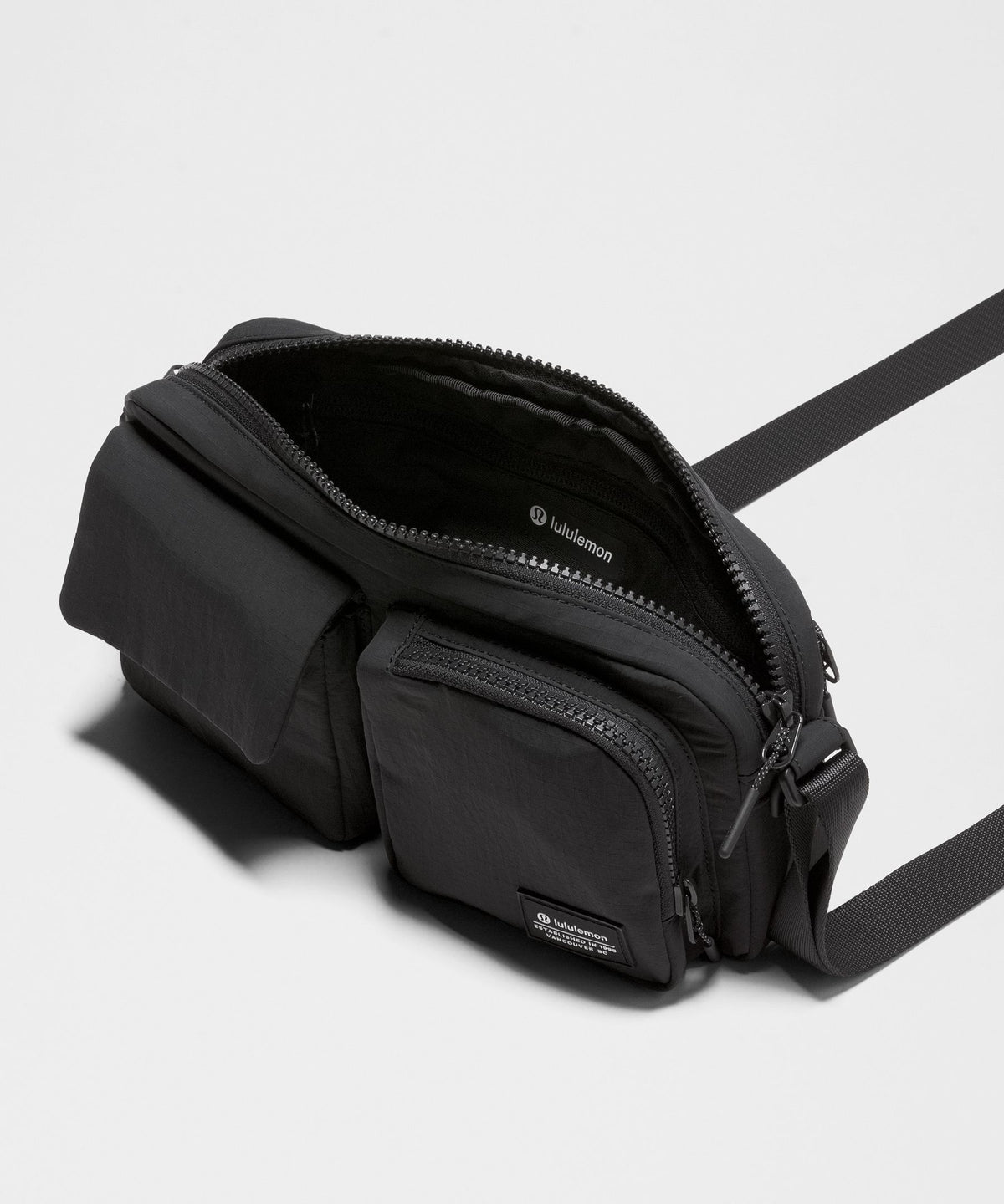 Multi-Pocket Crossbody Bag 2.5L