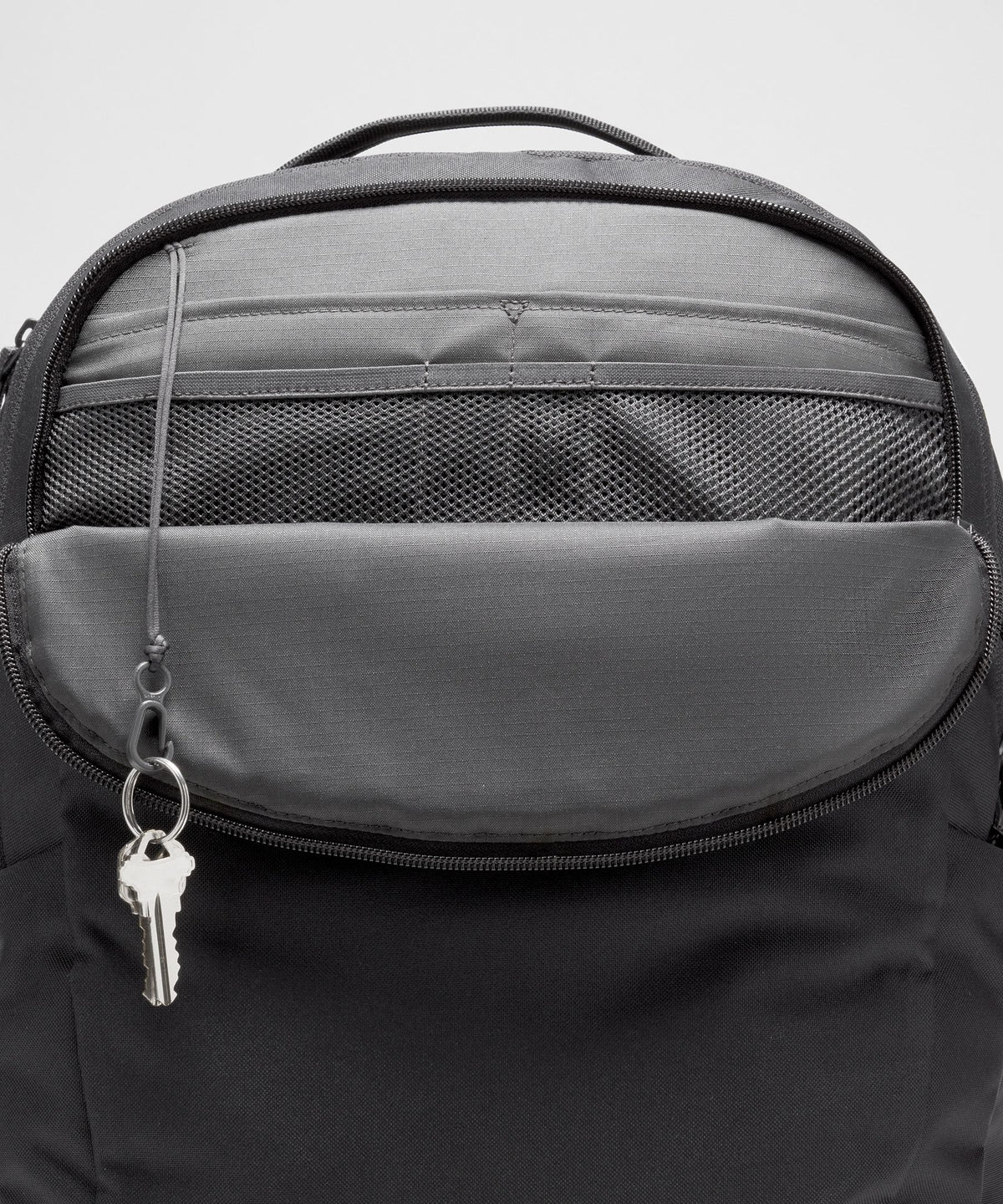 Triple-Zip Backpack 28LTech Canvas