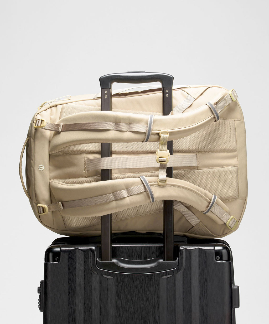 Triple-Zip Backpack 28LTech Canvas
