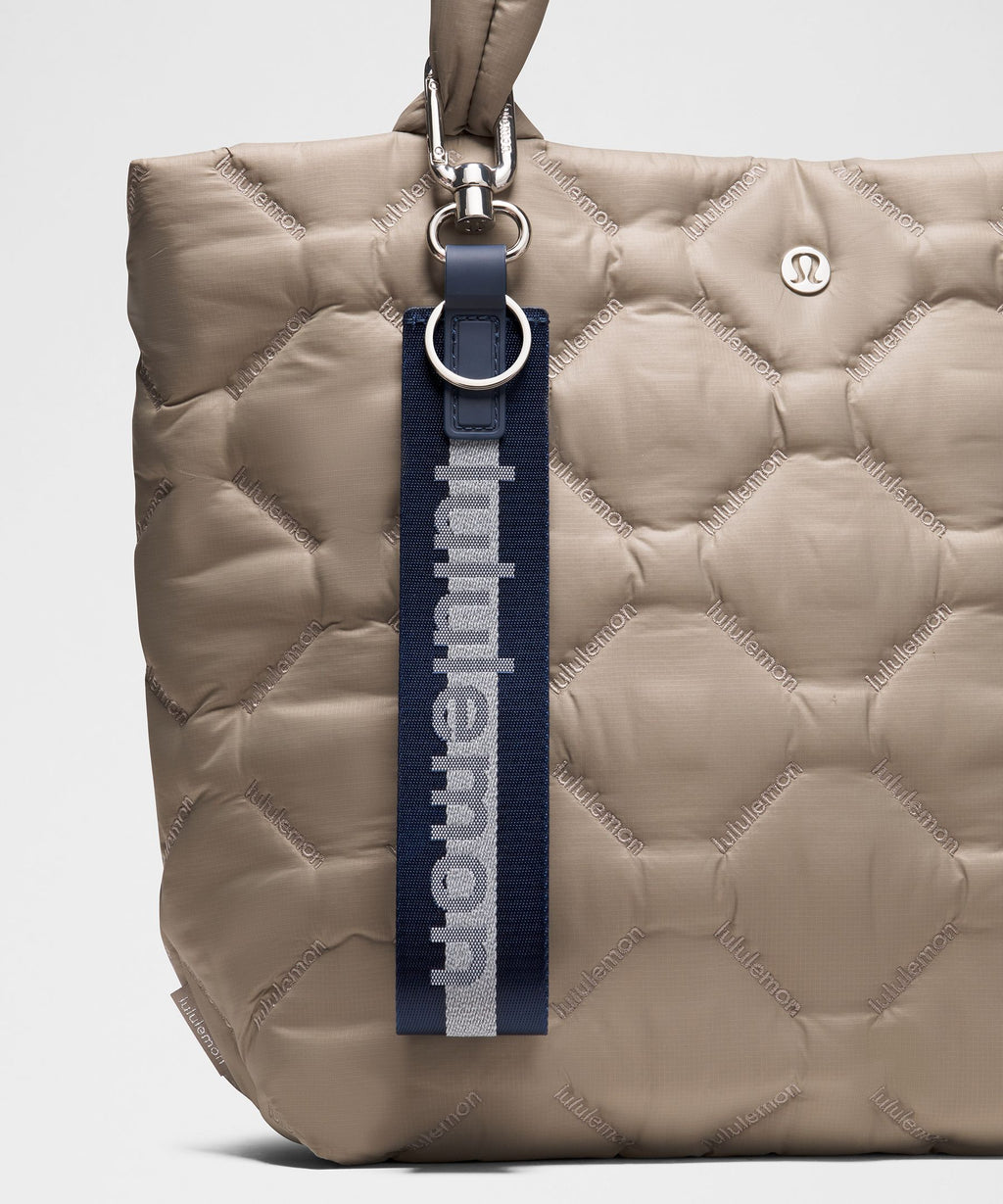 Never Lost KeychainReflective Effect
