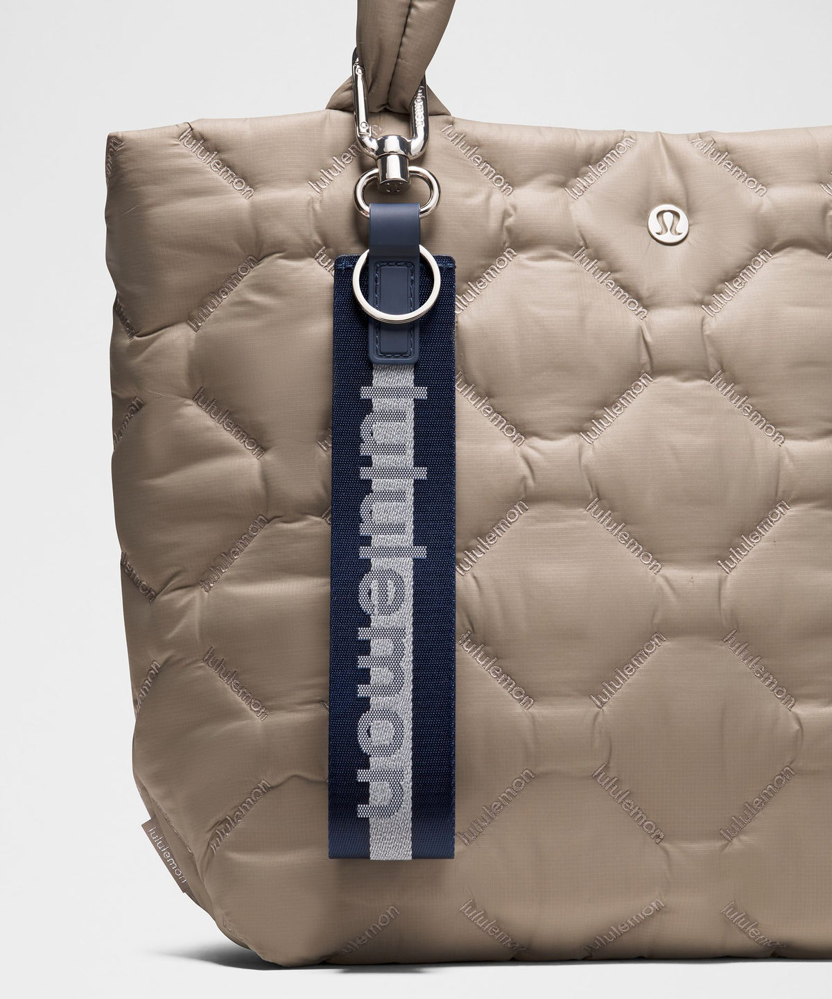 Never Lost KeychainReflective Effect