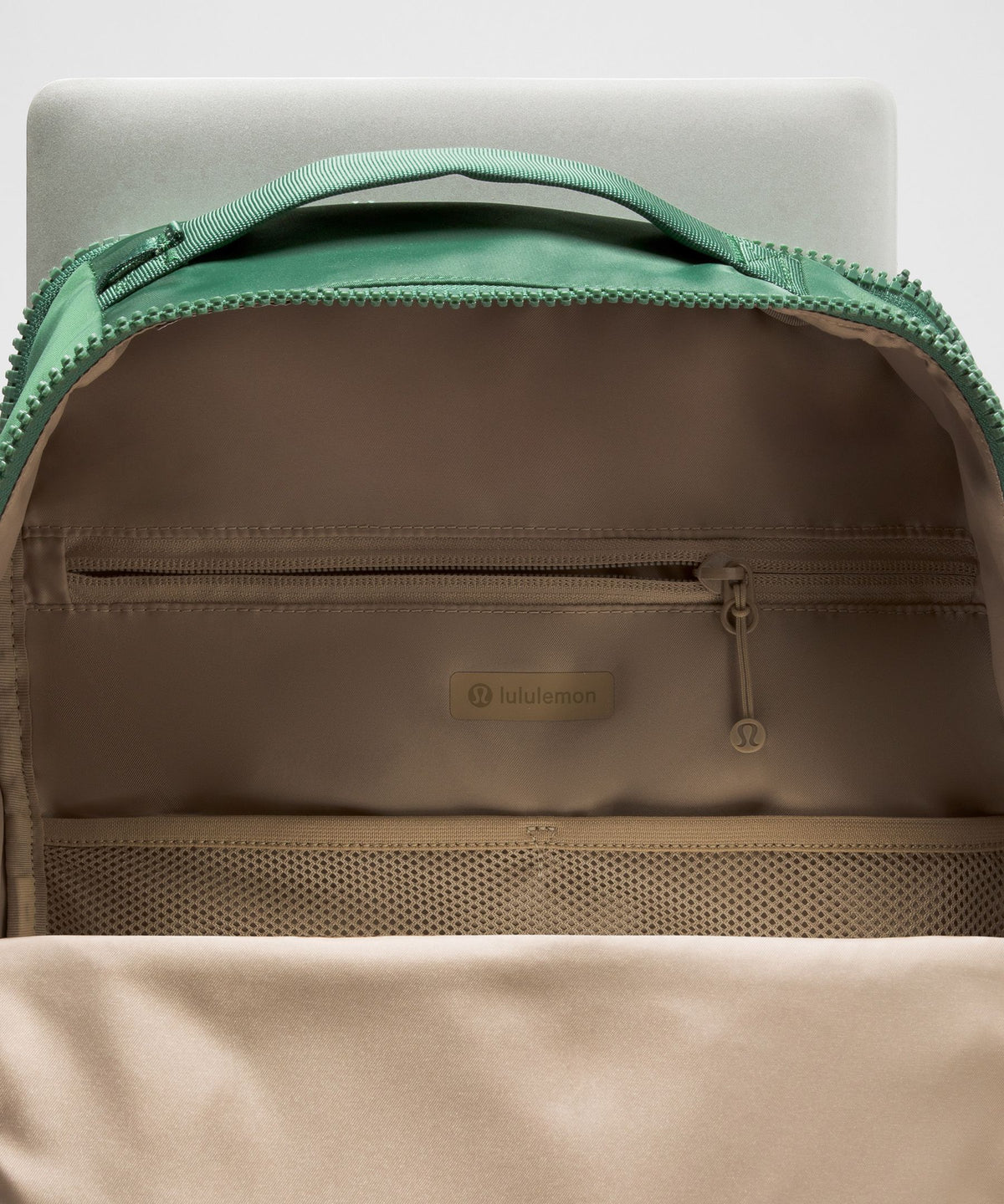 Everyday Backpack 21L