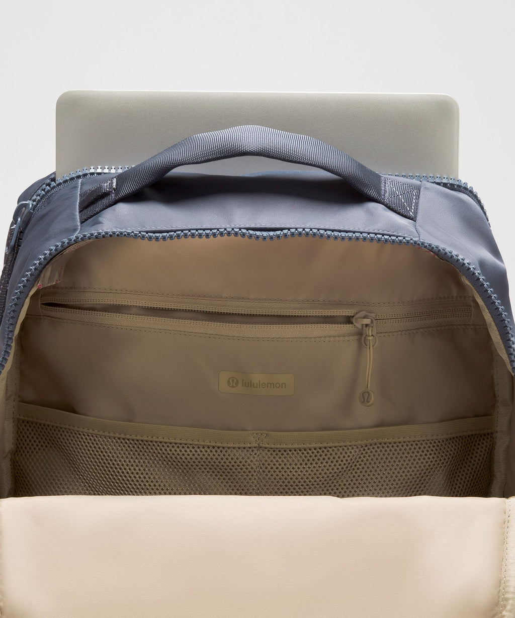 Everyday Backpack 21L