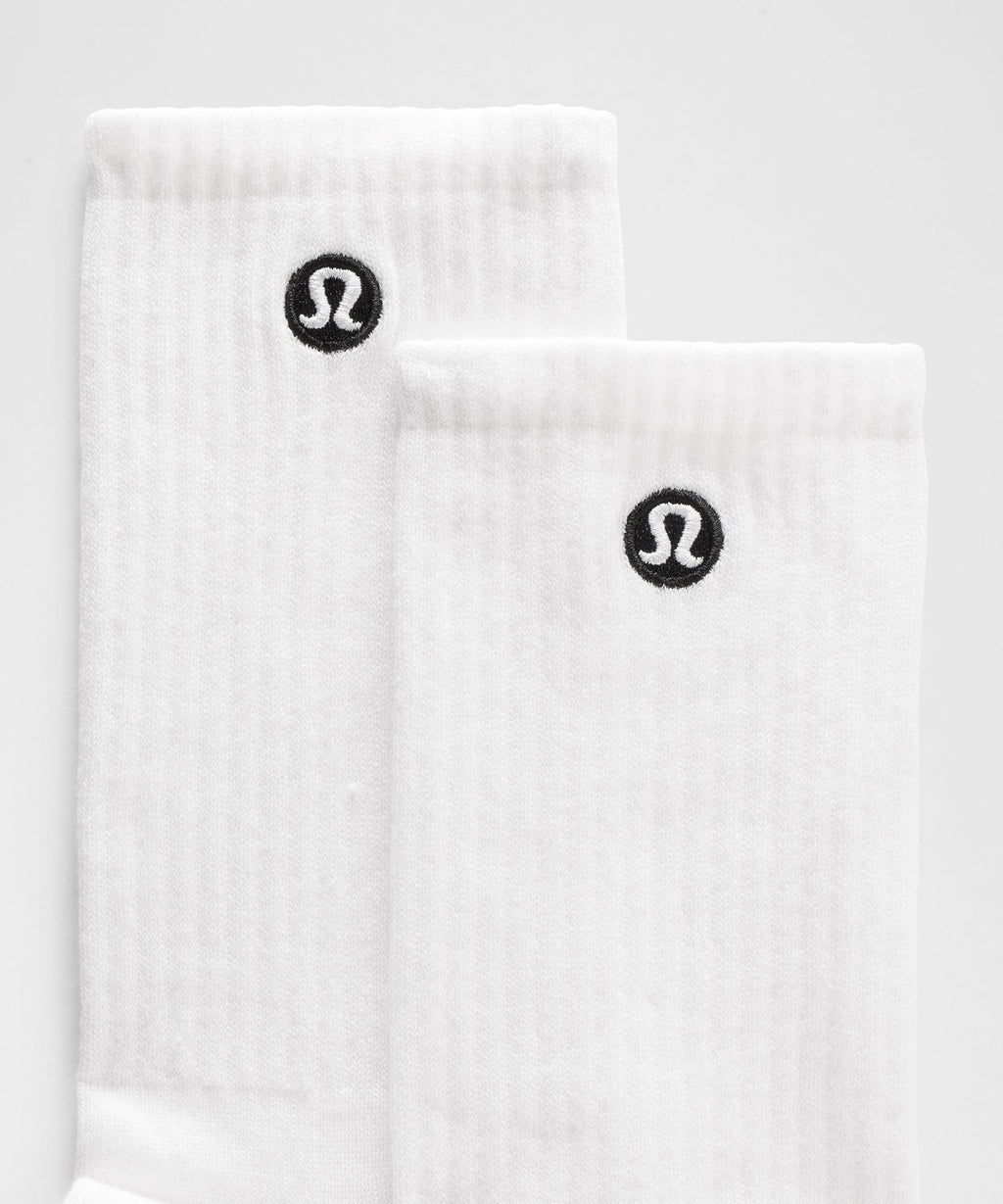 Unisex Daily Essential Crew Socks3 Pack