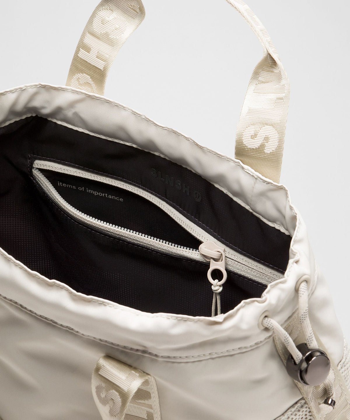 Cinched Crossbody Bag Mini 3.5LSLNSH Collection