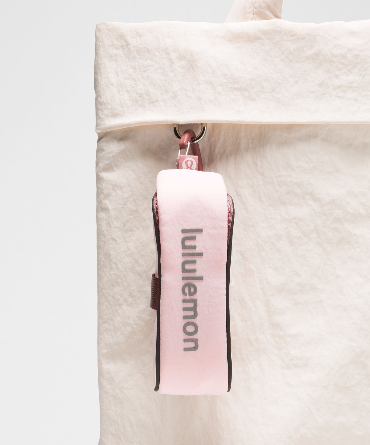Clippable Nano Golf Pouch