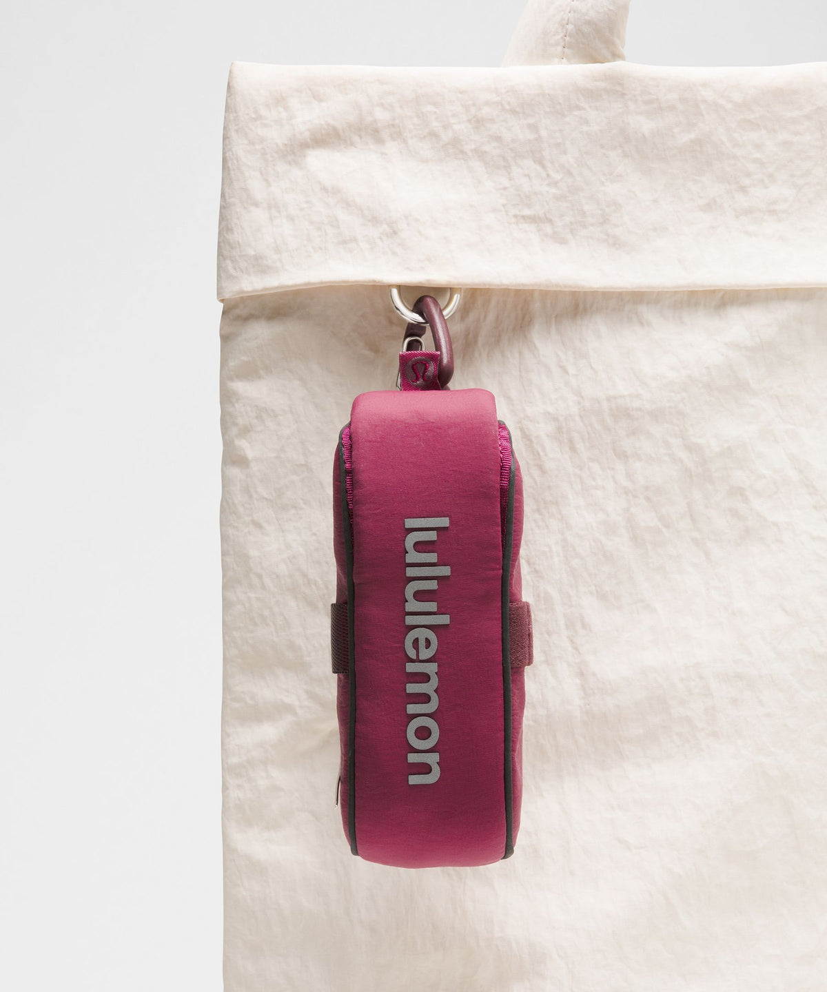 Clippable Nano Golf Pouch