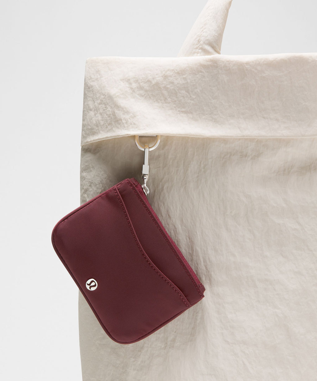 Clippable Card Holder