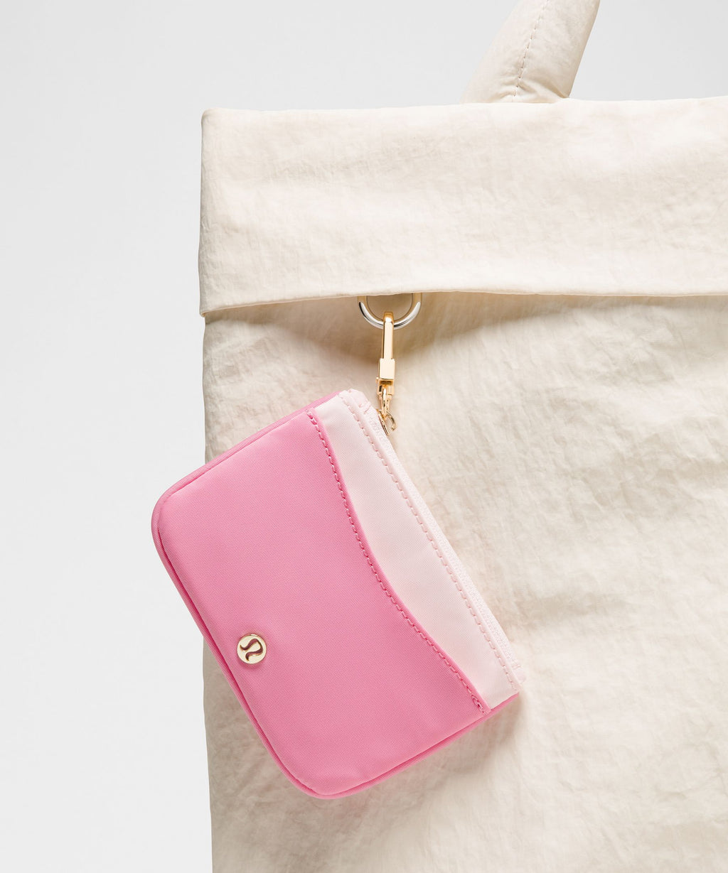 Clippable Card Holder