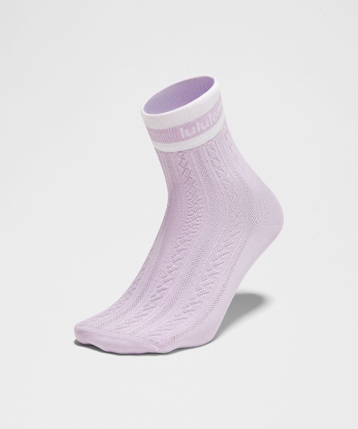Unisex Cable-Knit Quarter Socks